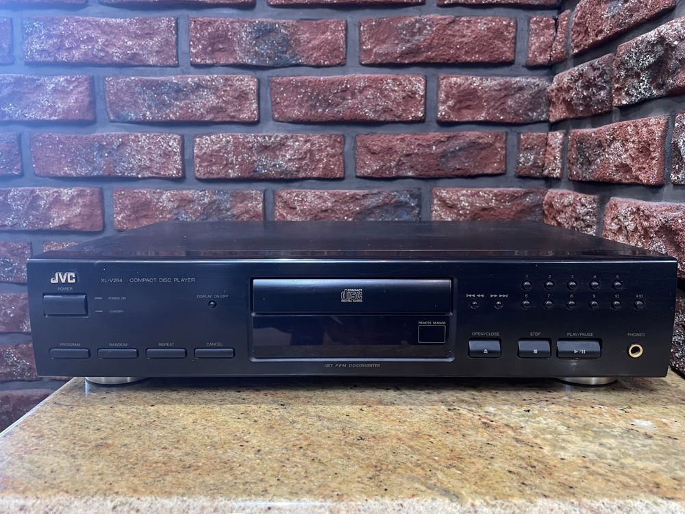 Odtwarzacz CD JVC XL-V284