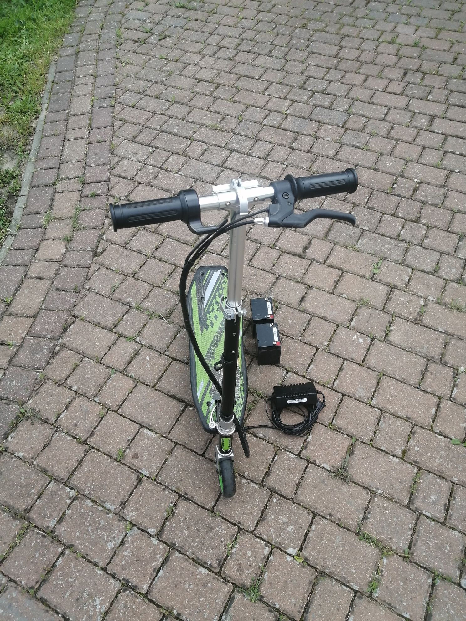 Hulajnoga elektryczna Kawasaki