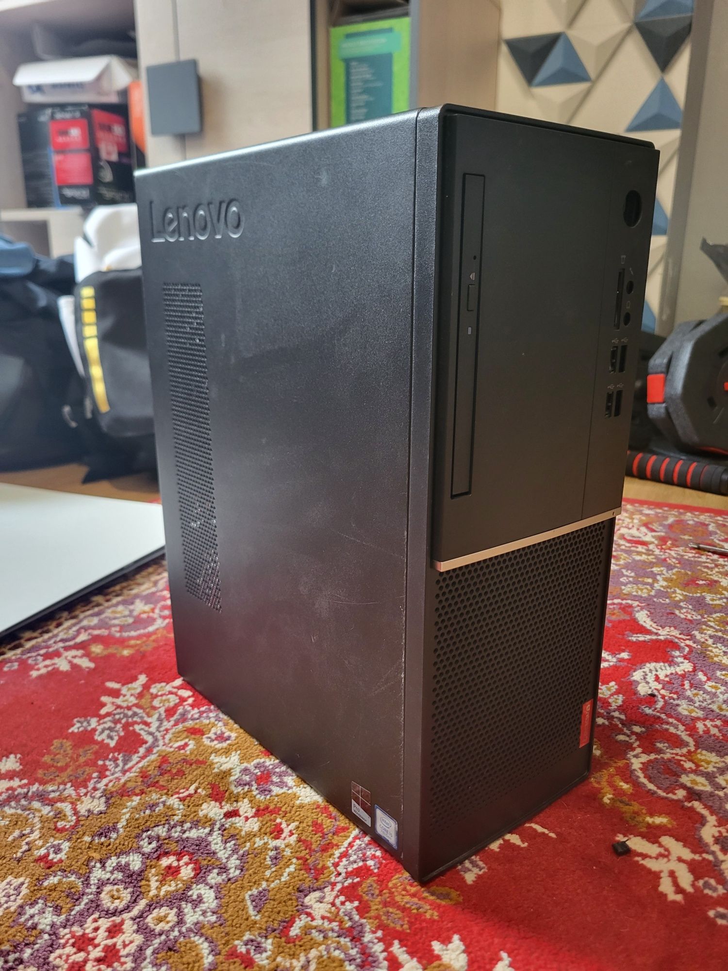 Komputer Lenovo V520 | I5 7400 | 16gb DDR 4 | 500gb