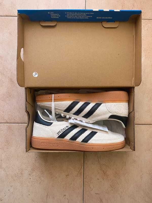 adidasHandballSpezial r.42
