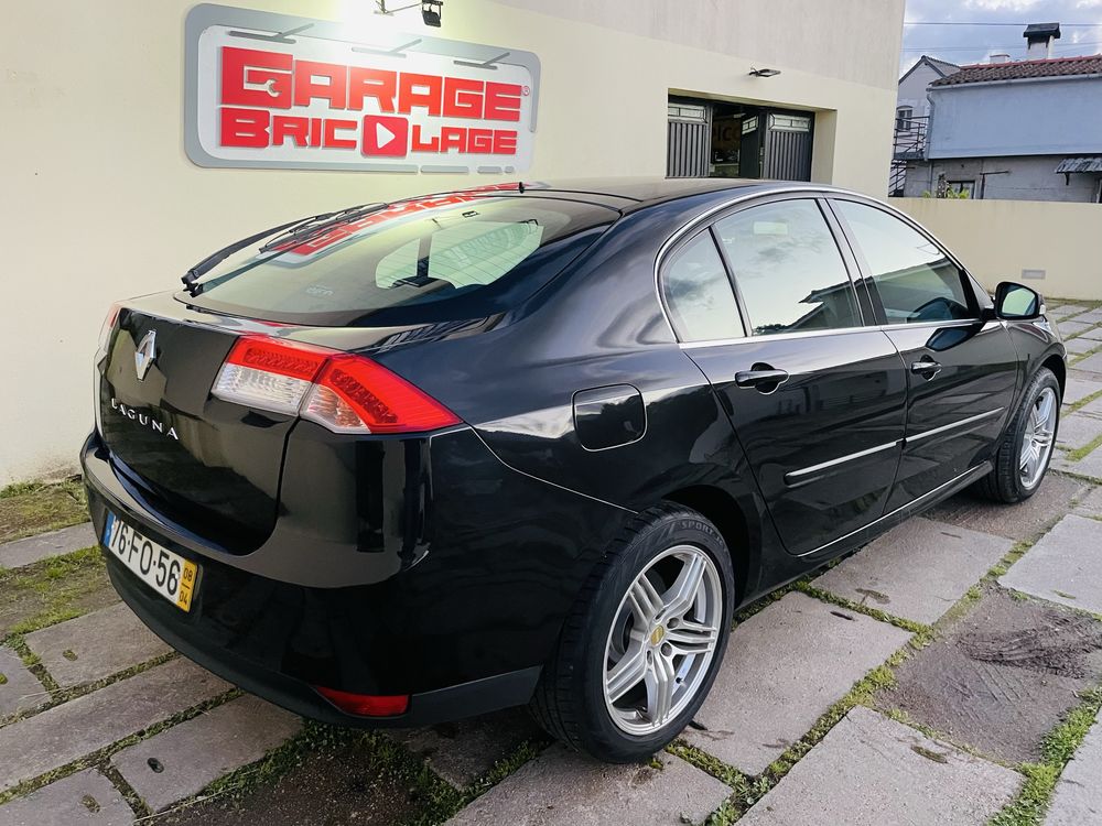 Renault Laguna III 2.0 DCI Garage Bricolage
