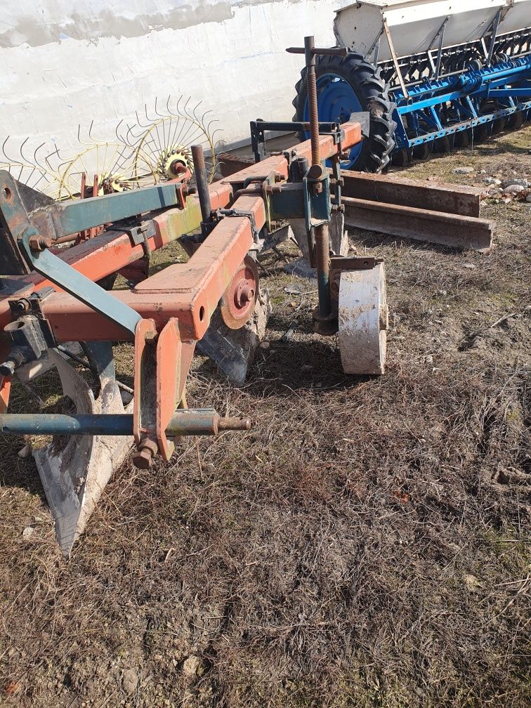 Продам плуг діамант 3.35