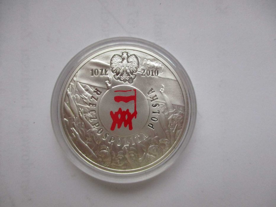 Srebrna moneta 10zł Polski Sierpień z 2010 roku.