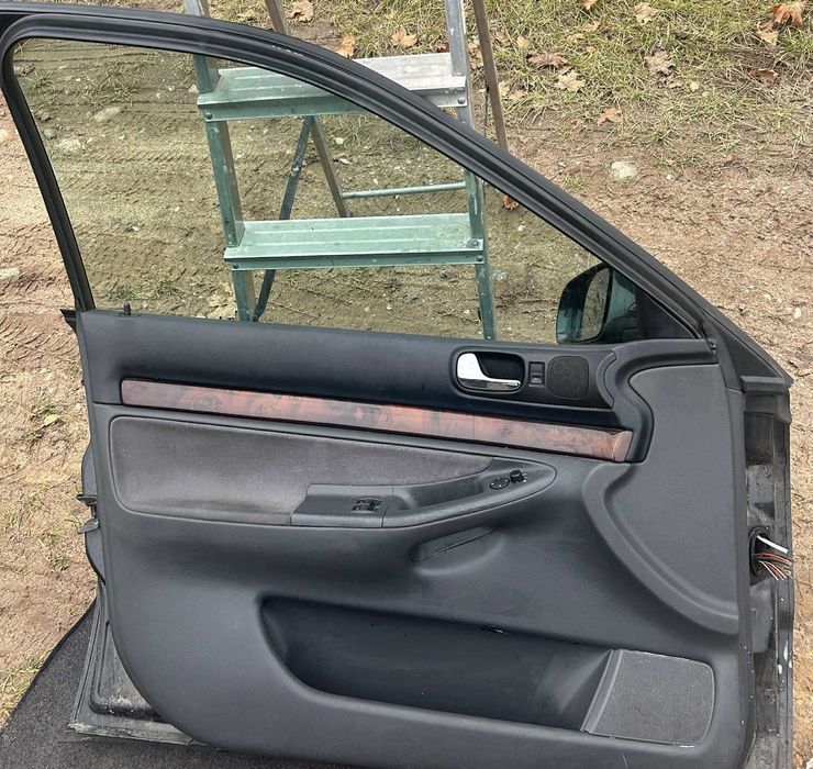 Drzwi audi A4b5 97r przod, tyl