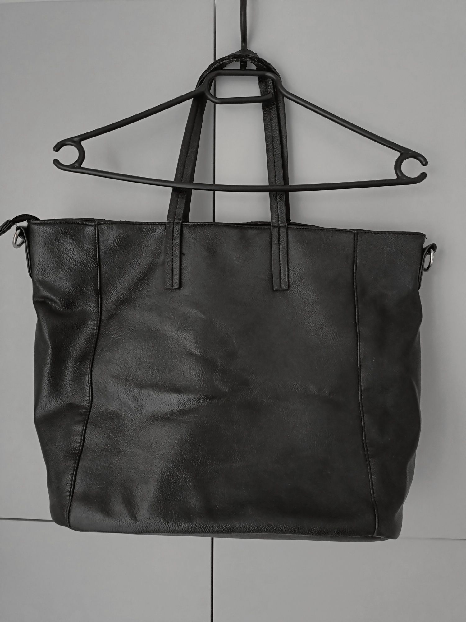 Torebka czarna skórzana, torba shopper