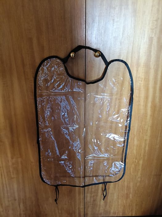 Proteção das costas do banco do automóvel