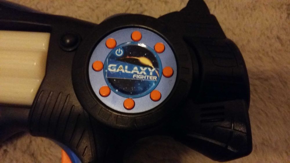 Pistolety Laserowe Planet  i Galaxy Fighter   #
