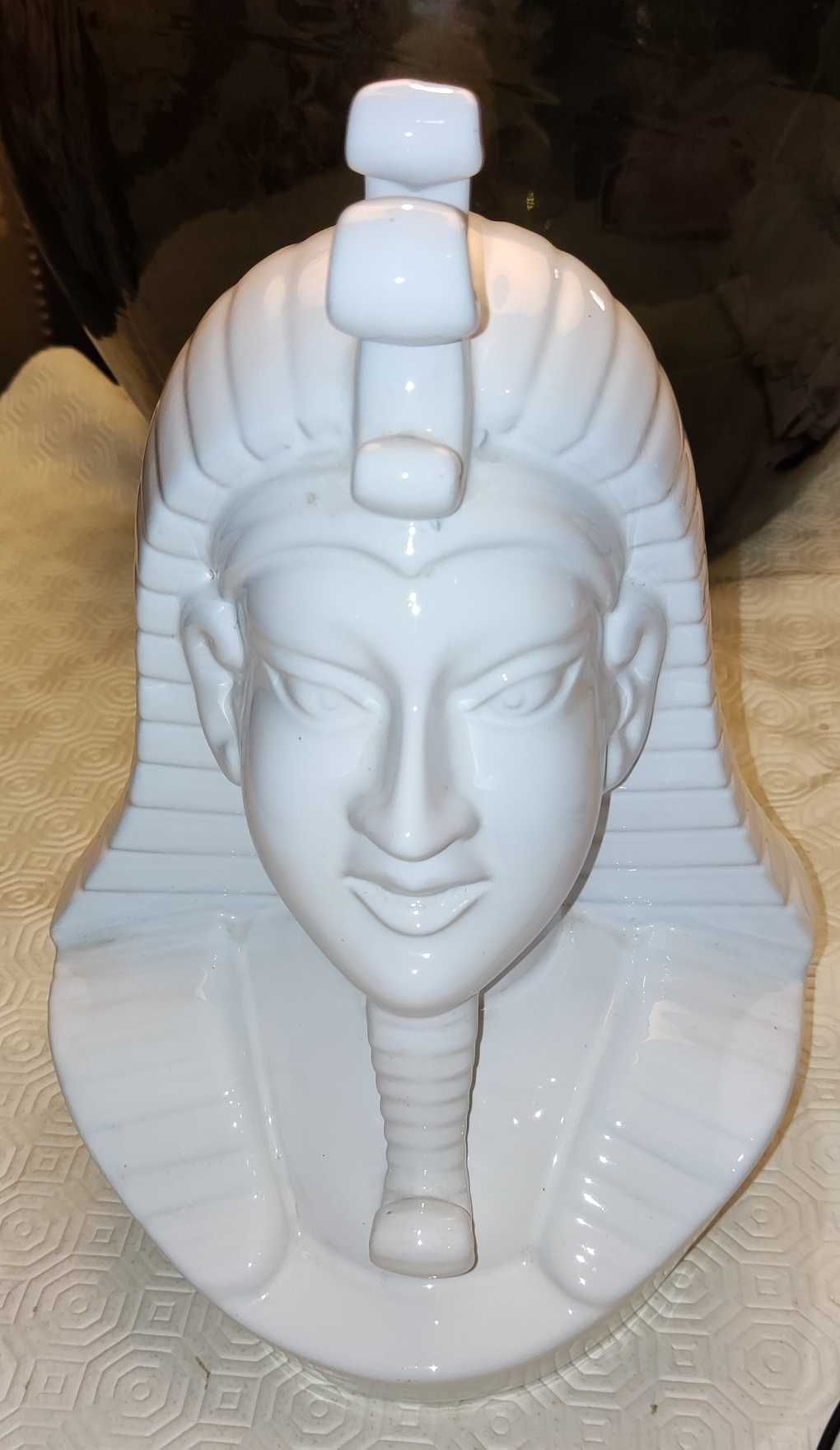Busto em cerâmica branco