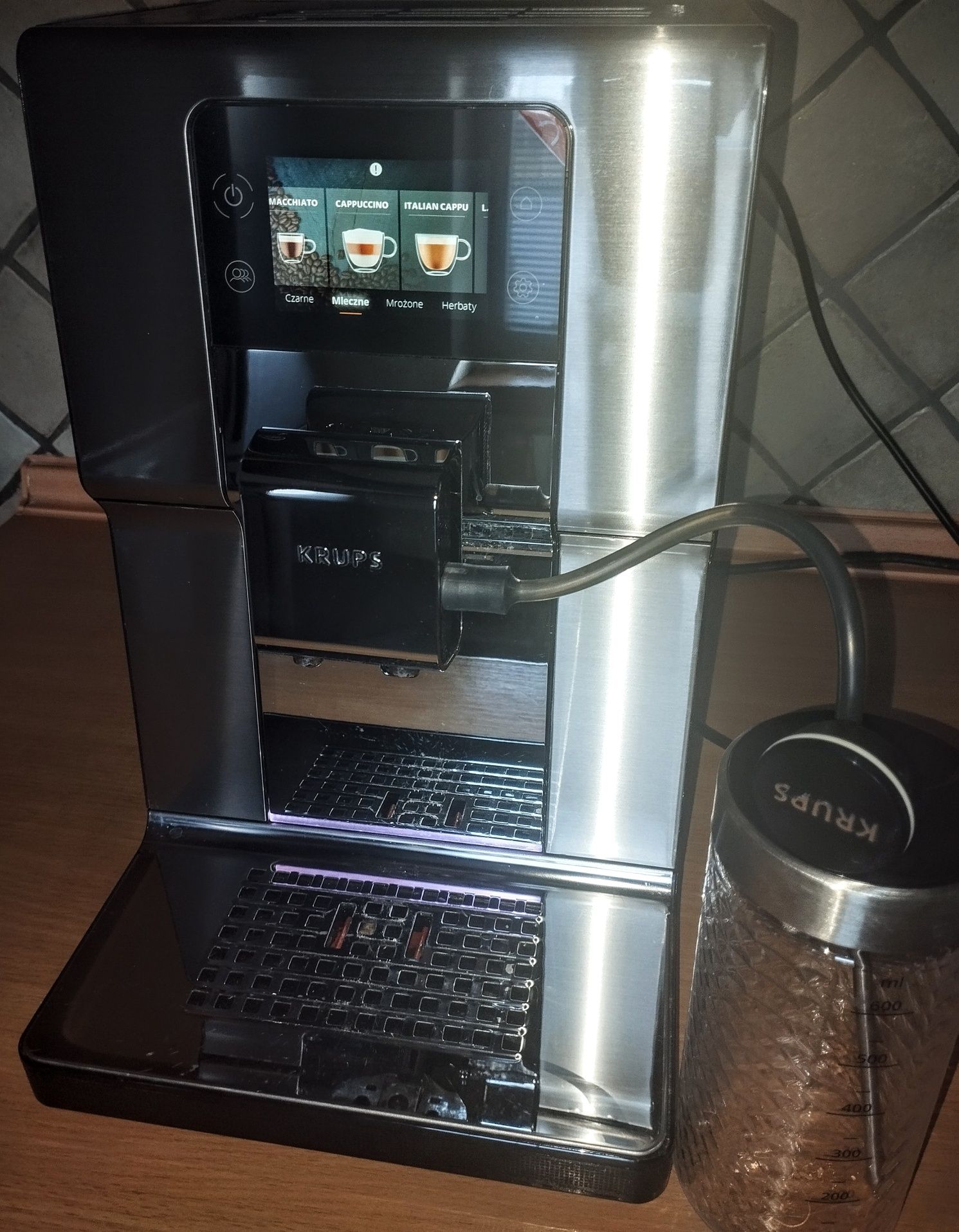 Ekspres ciśnieniowy automatyczny Krups Intuition