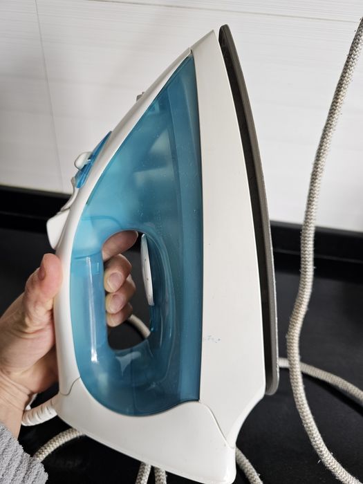 Ferro de engomar a vapor Tefal Prima 15