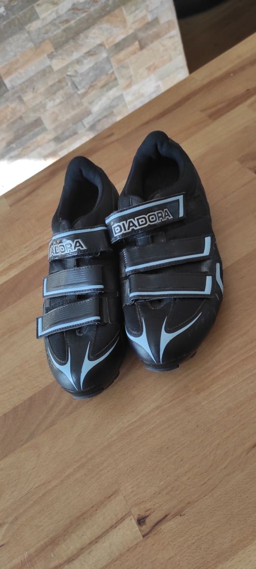 Buty kolarskie firmy Diadora rozmiar 41.