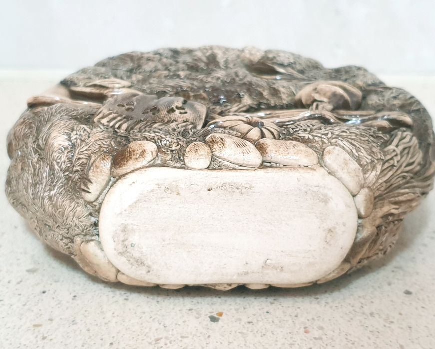 Linda garrafa / cantaril em cerâmica artistica