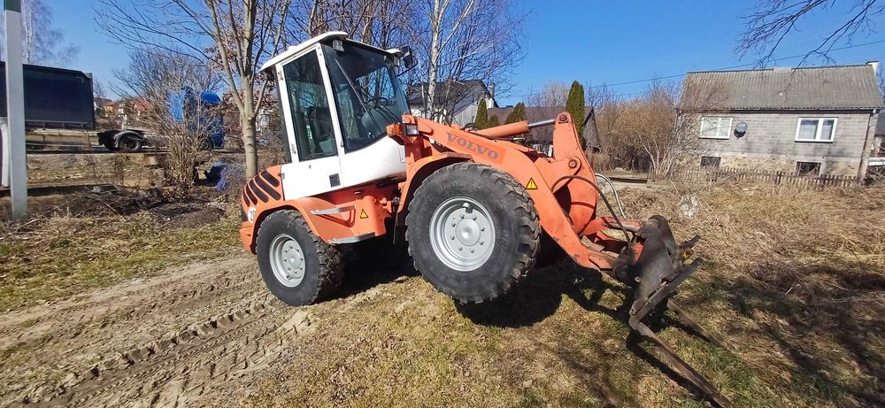 ładowarka przegubowa volvo L30 L32 L35