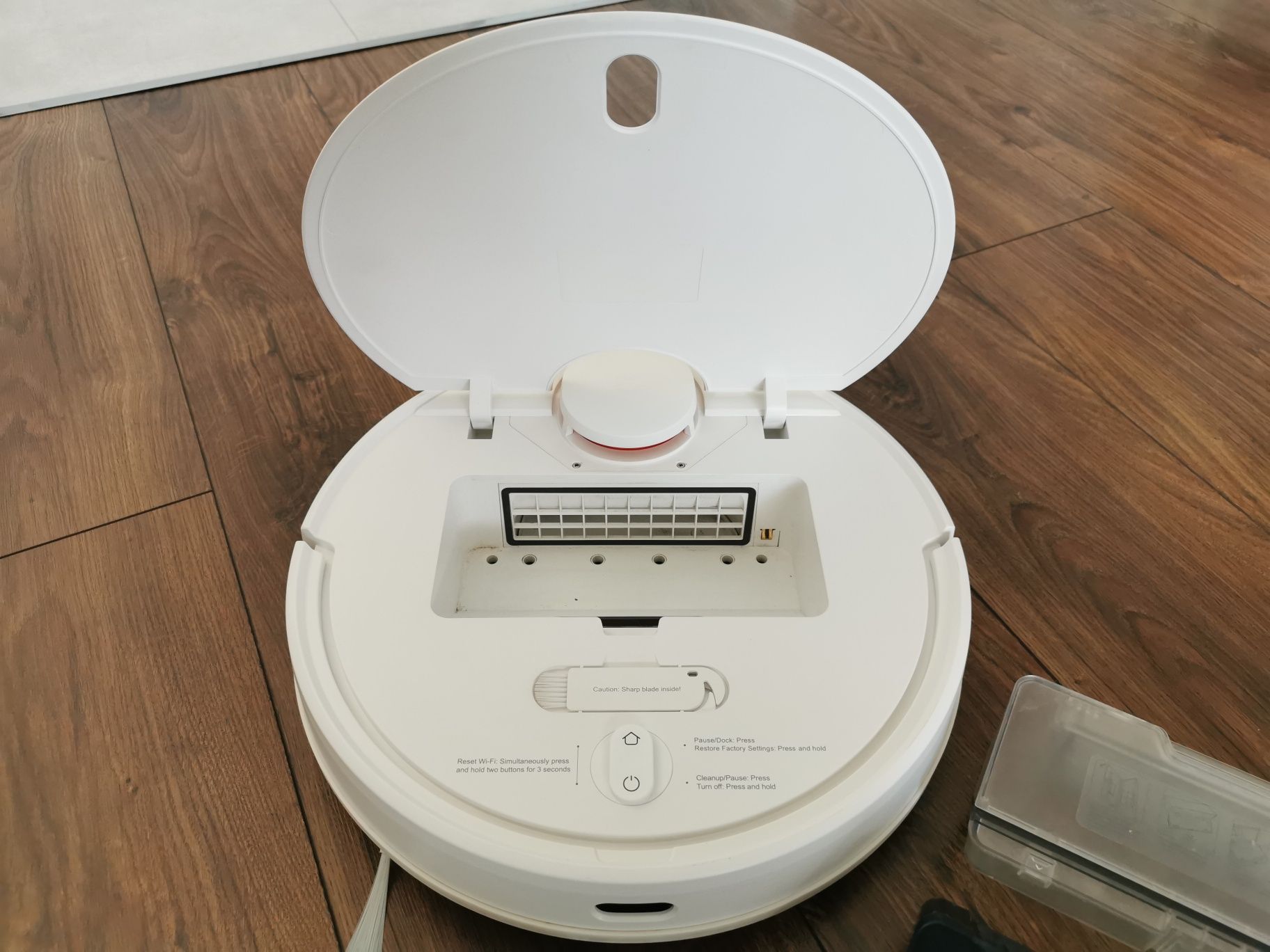 Robot sprzątający Xiaomi Mi Robot Vacuum Mop Pro - mopowanie