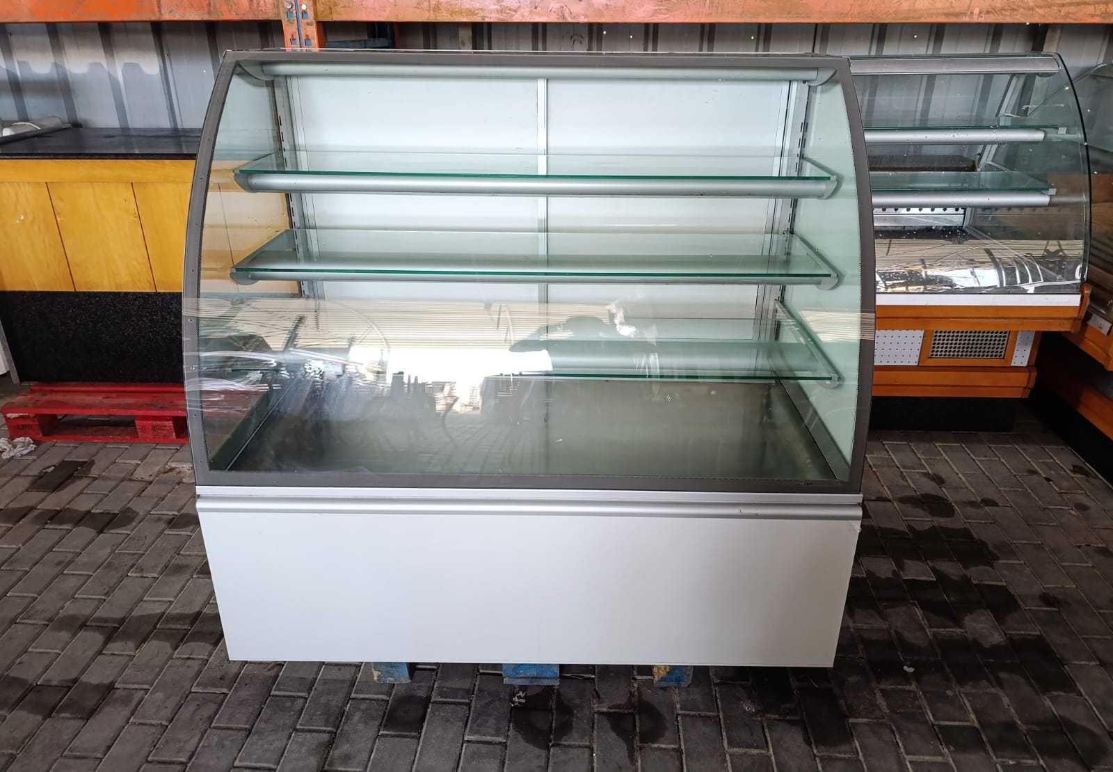 Vitrine refrigerada JORDÃO - RECONDICIONADA
