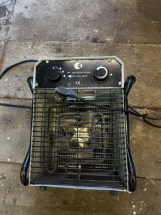 Nagrzewnica  elektryczna budowlana 3 kw