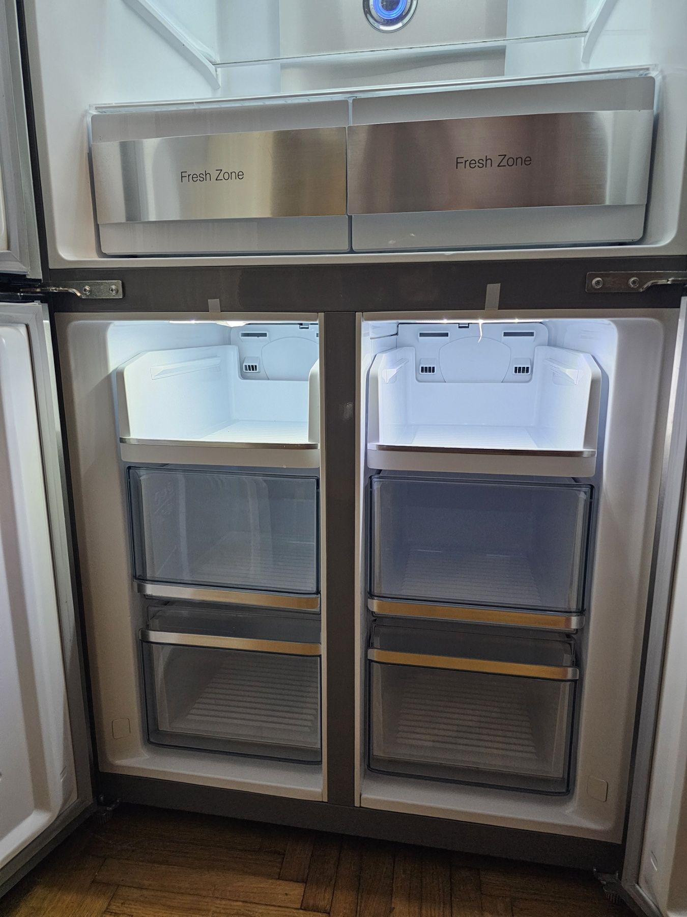 Многодверный холодильник Concept LA8983ss Quattro Сірий