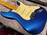 Fender American Ultra Stratocaster - Cobra Blue