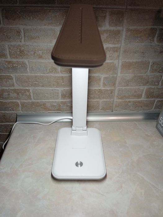 Настільна Led лампа Titanium