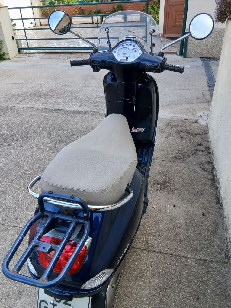 Vendo Vespa LX 125
