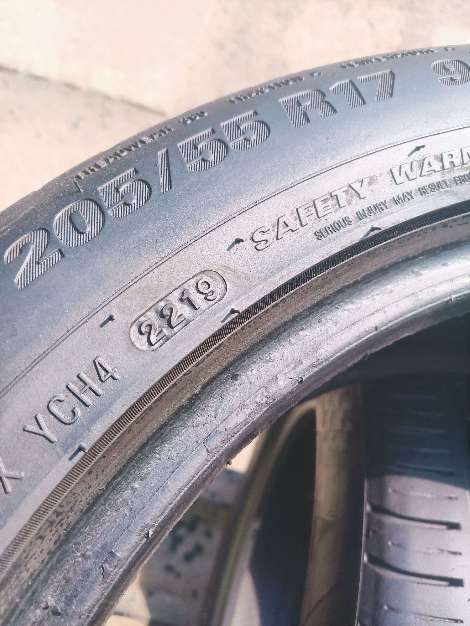 205/55/17 Kumho bieżniki ok 5.8mm