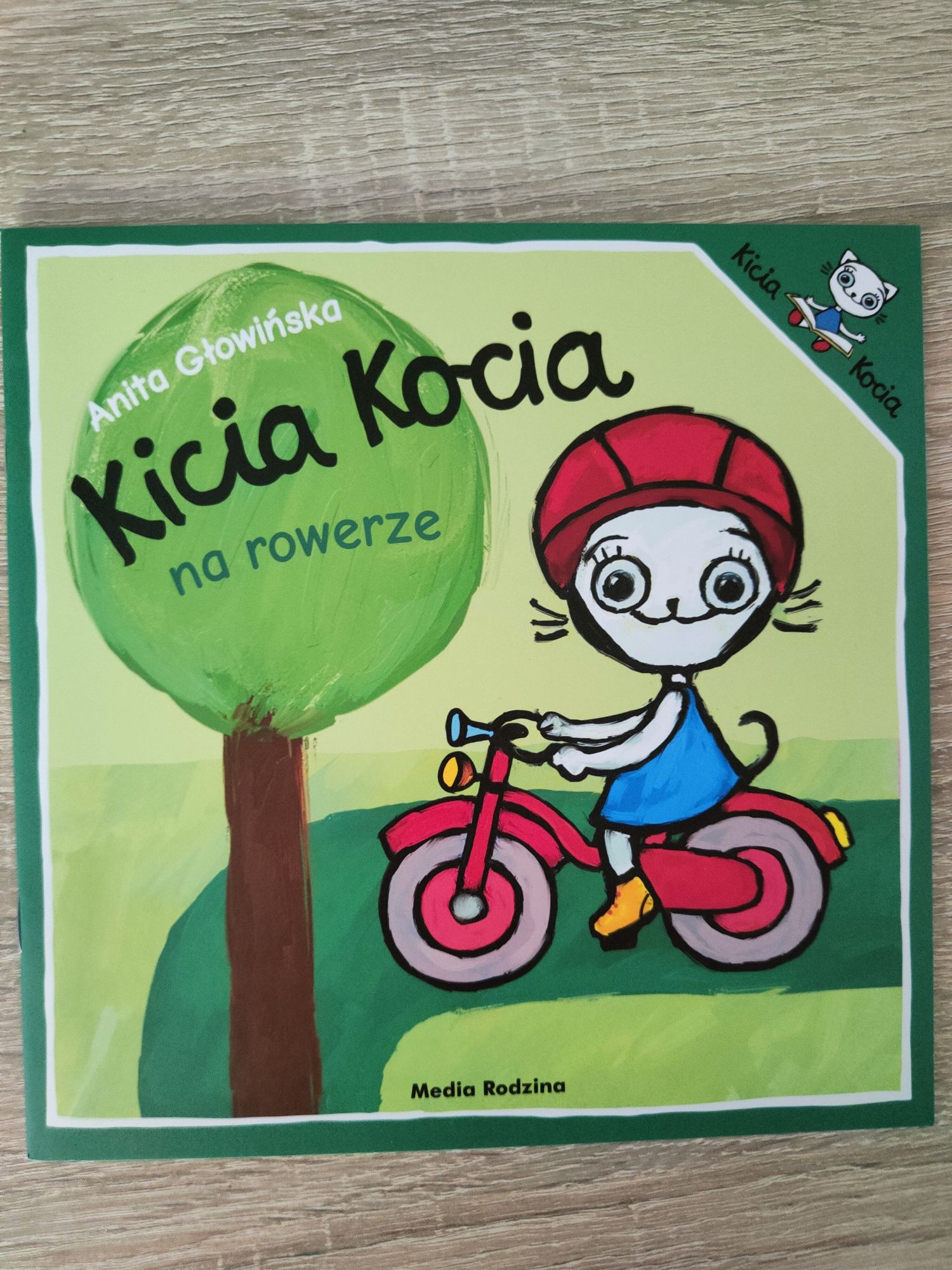 Książeczka kicia kocia na rowerze