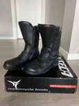 Buty motocyklowe rozm 43 czarne seca