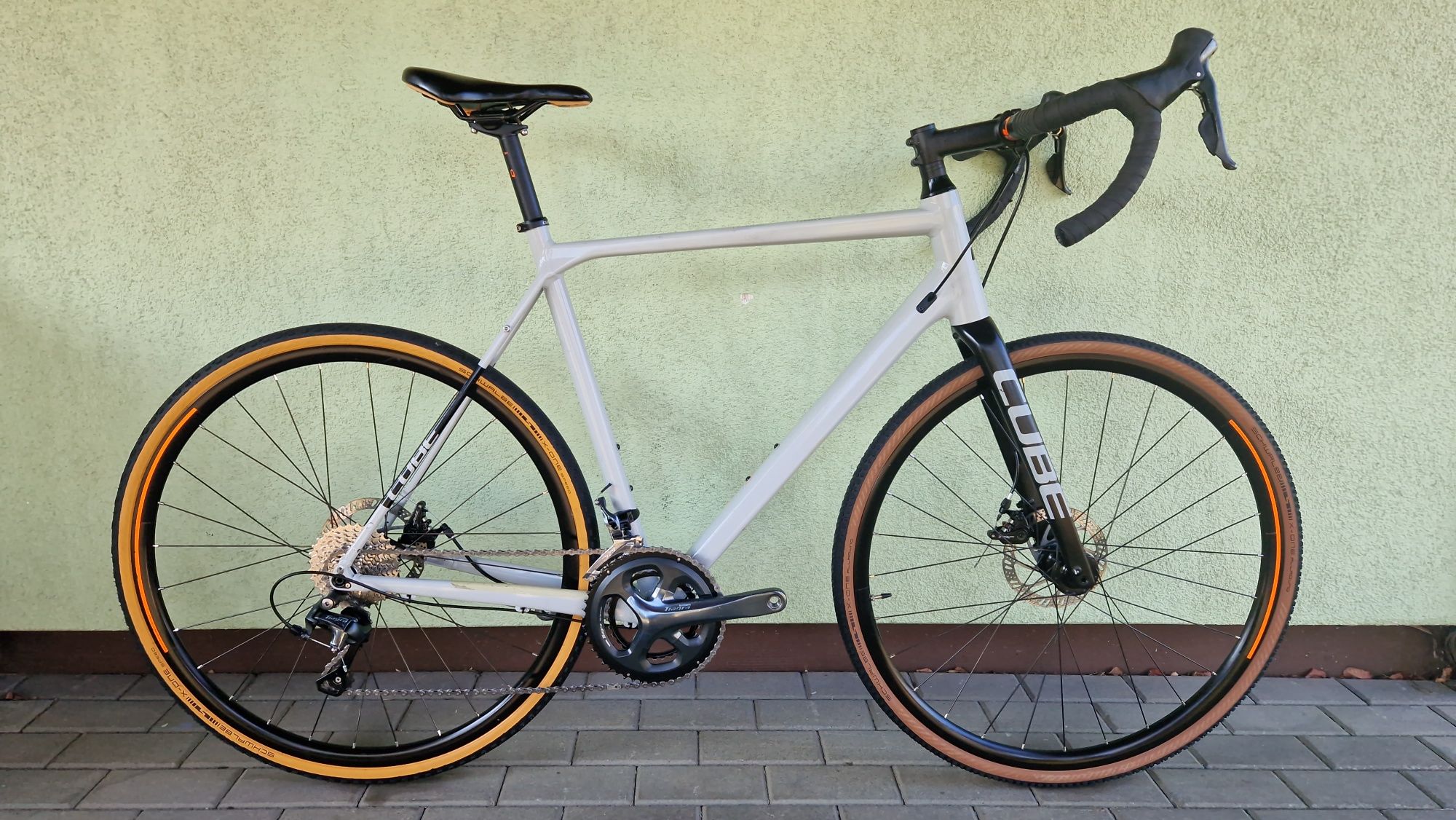 CUBE CROSS RACE tiagra 2x10s GRAVEL przełaj sztywne osie
