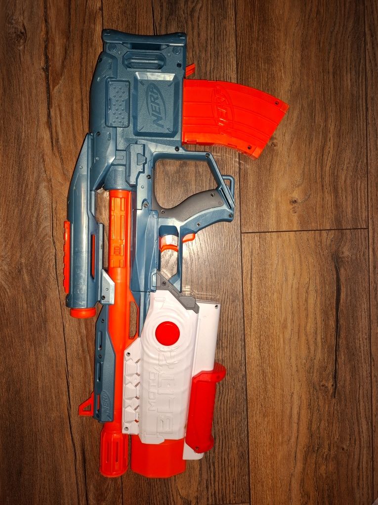 Бластер nerf motor blitz