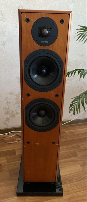 Epos M22 акустична система