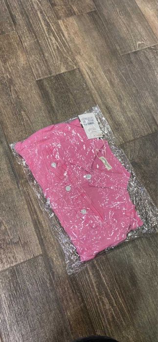 Kurtka jeansowa różowa