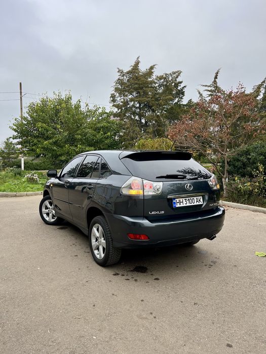 Продам LEXUS RX300 3л.Бензин Полный привод!