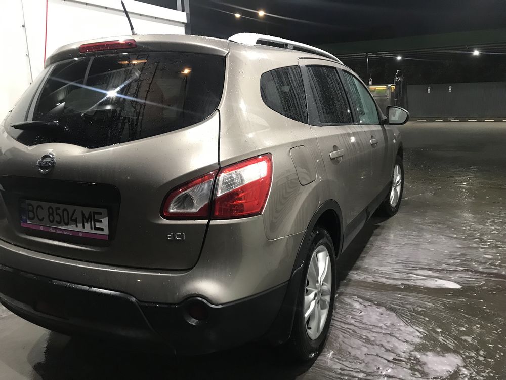 Продам сімейне авто Нісан кашкай +2