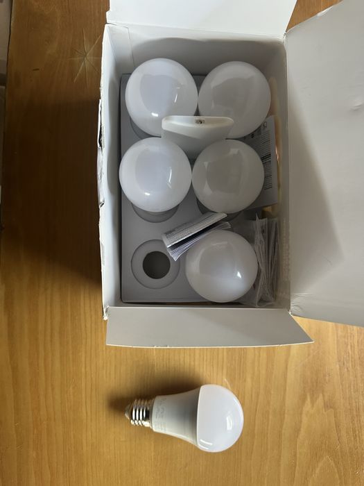 Zarówki RGB (różne kolory)
