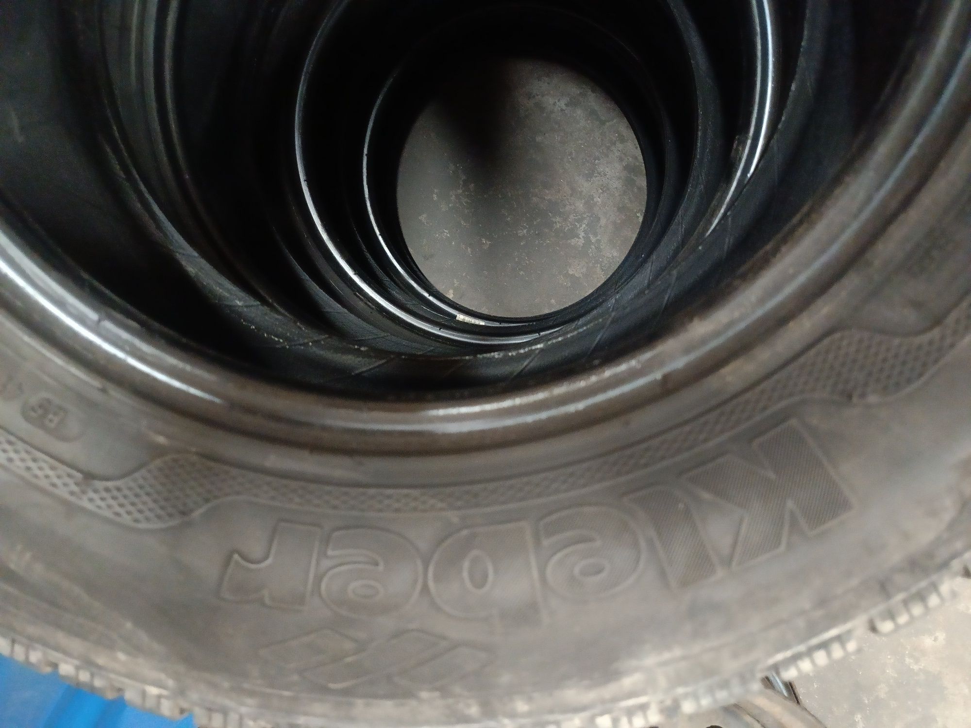 4x opona kleber zimowa 235/65R16C