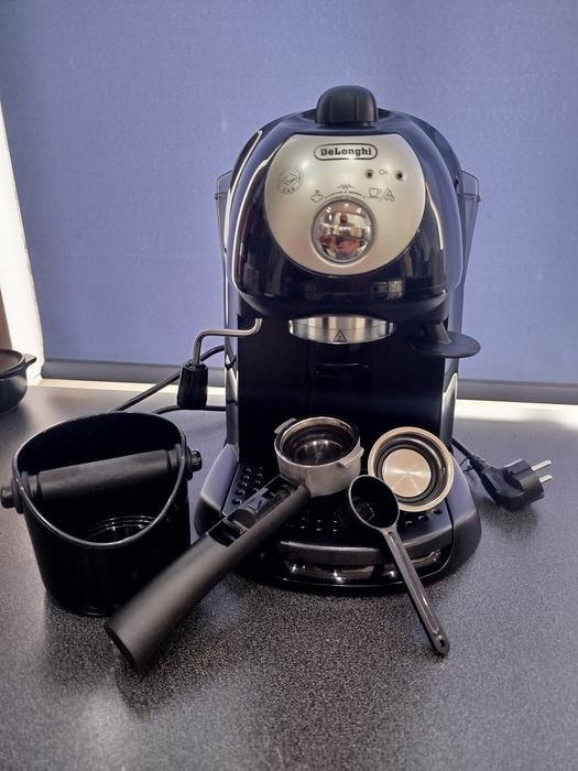 Máquina de café delonghi