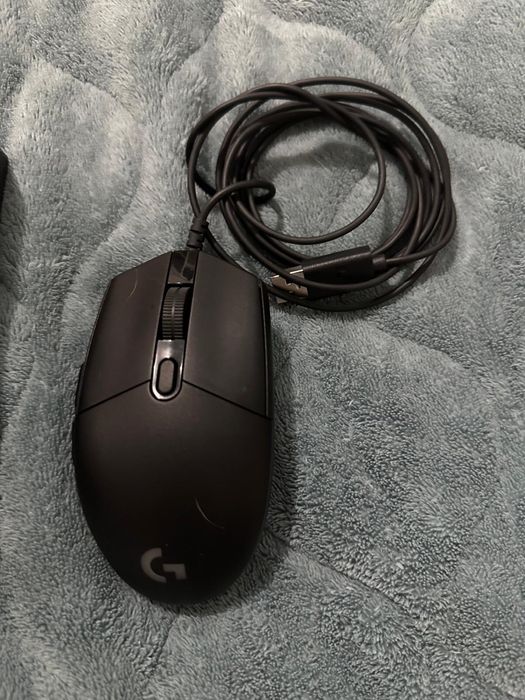 Logitech Mouse RGB G203 Comes with Mousepad64172196979842123
