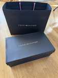 Продам замшаві лофери Tommy Hilfiger