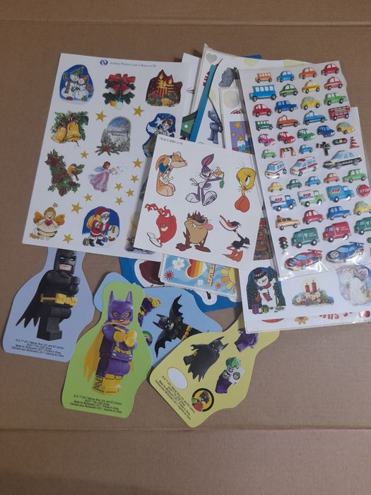 Miscelânea de autocolantes para crianças