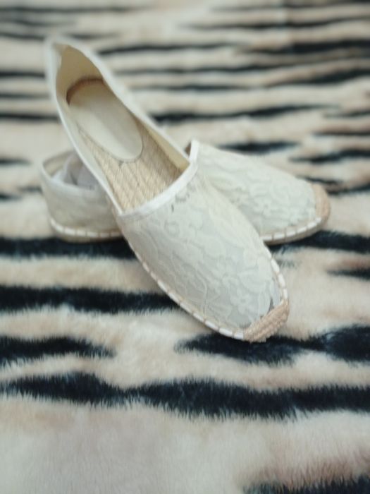 Еспадрільї жіноче взуття