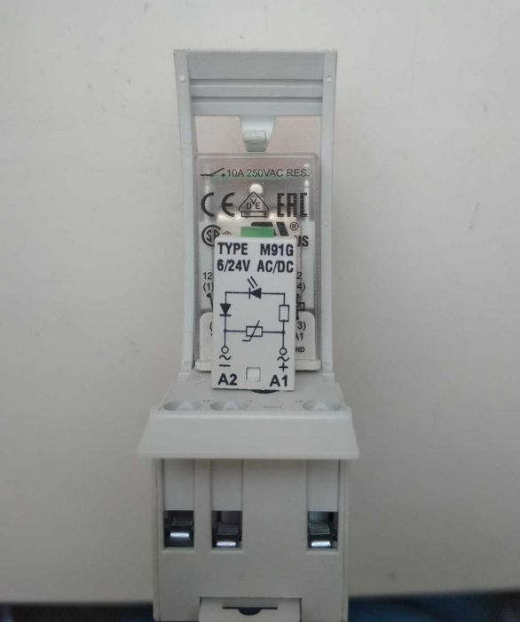 Інтерфейсне реле Relpol PIR3 з колодкою GZM3