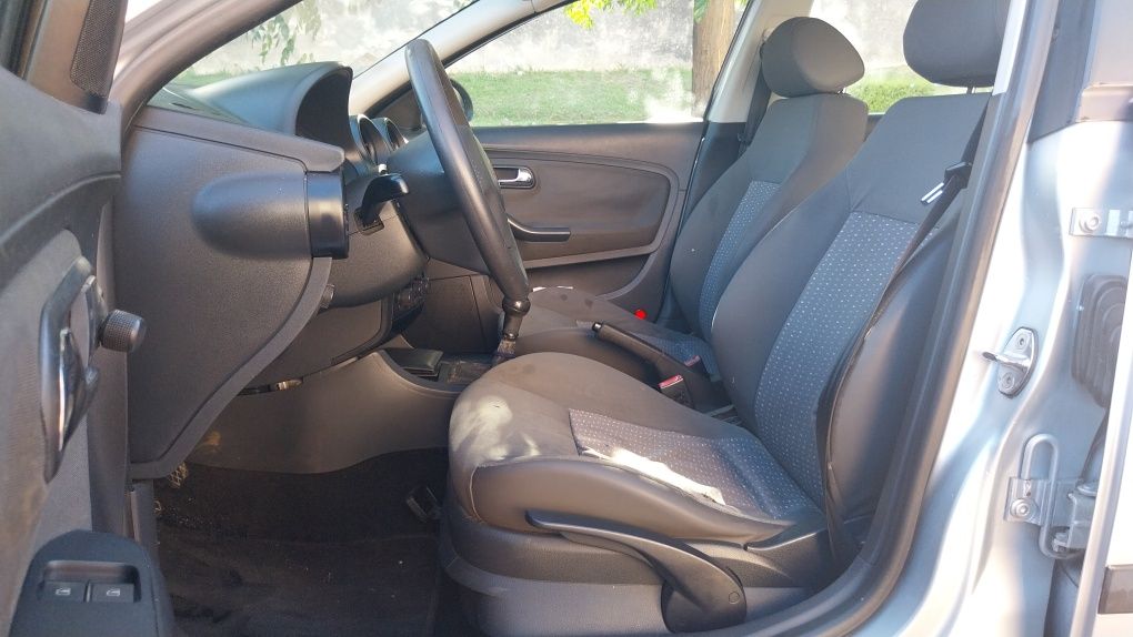 Seat ibiza 1.2i-12v 5p 2005