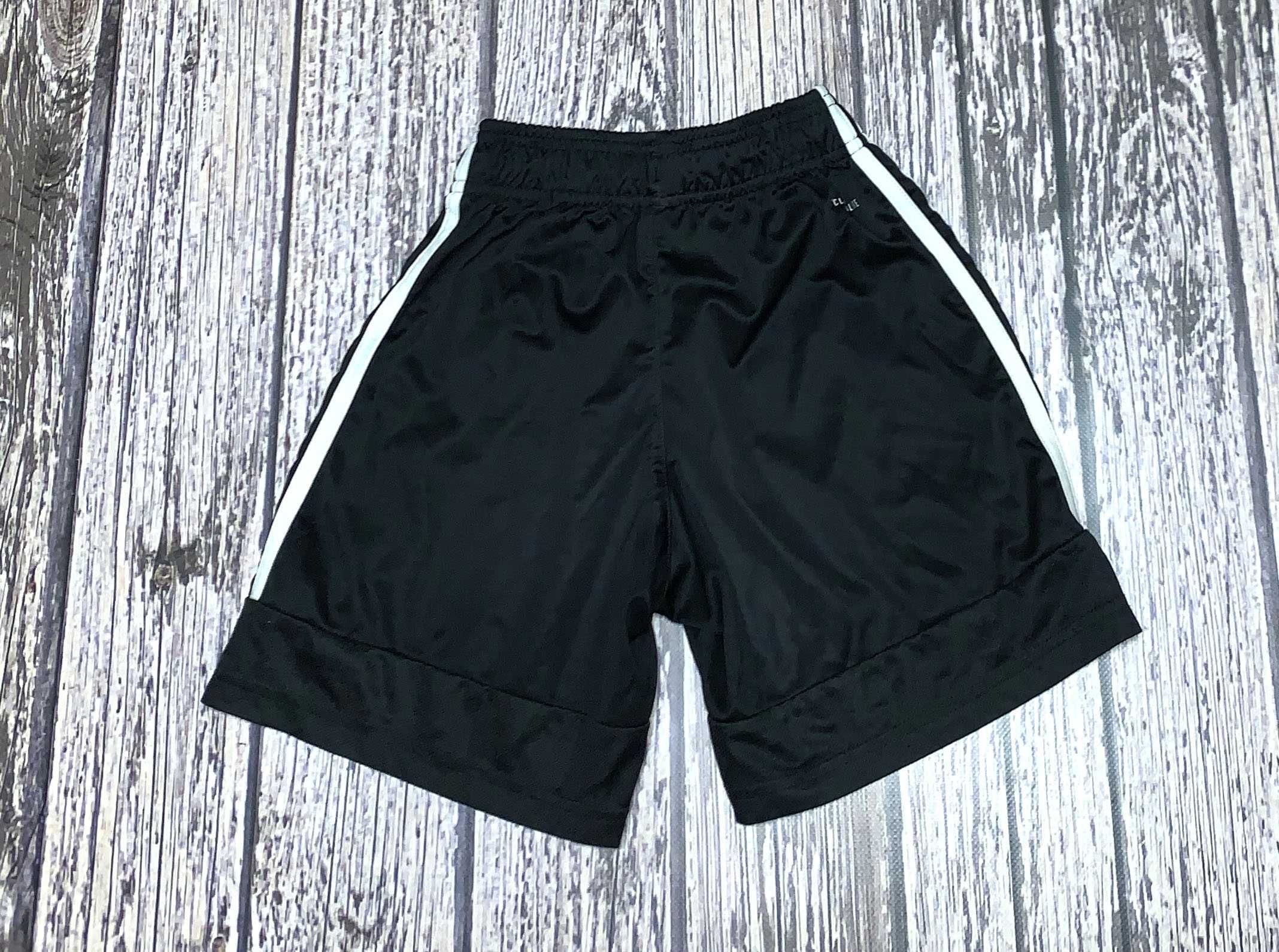 Шорты Adidas для мальчика 9-10 лет, 134-140 см