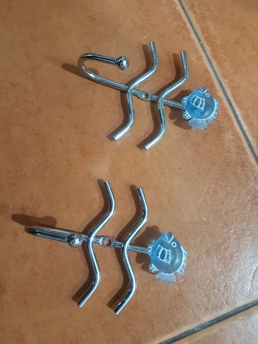 Cabides peixes  gato preto