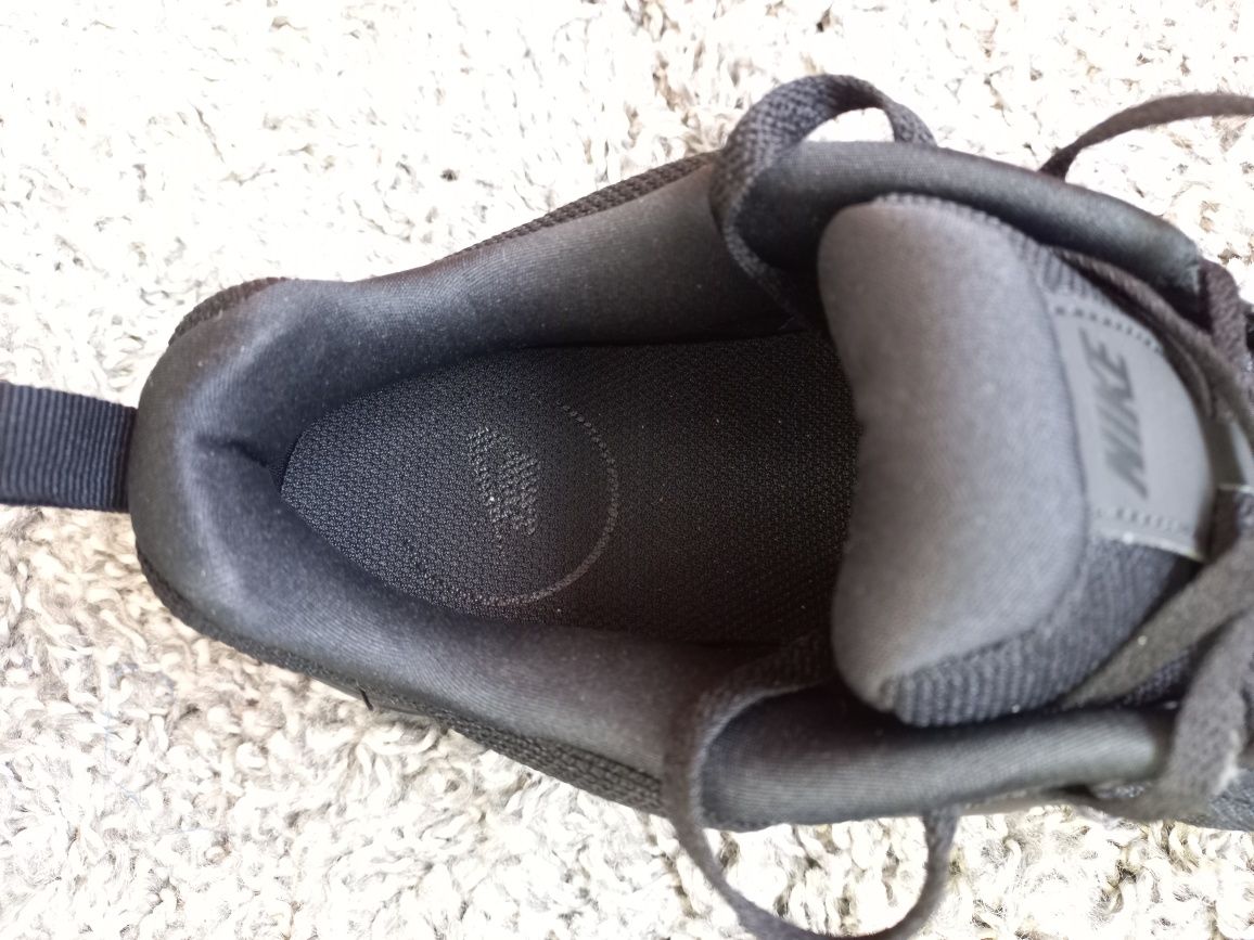 Buty trekkingowe nike
