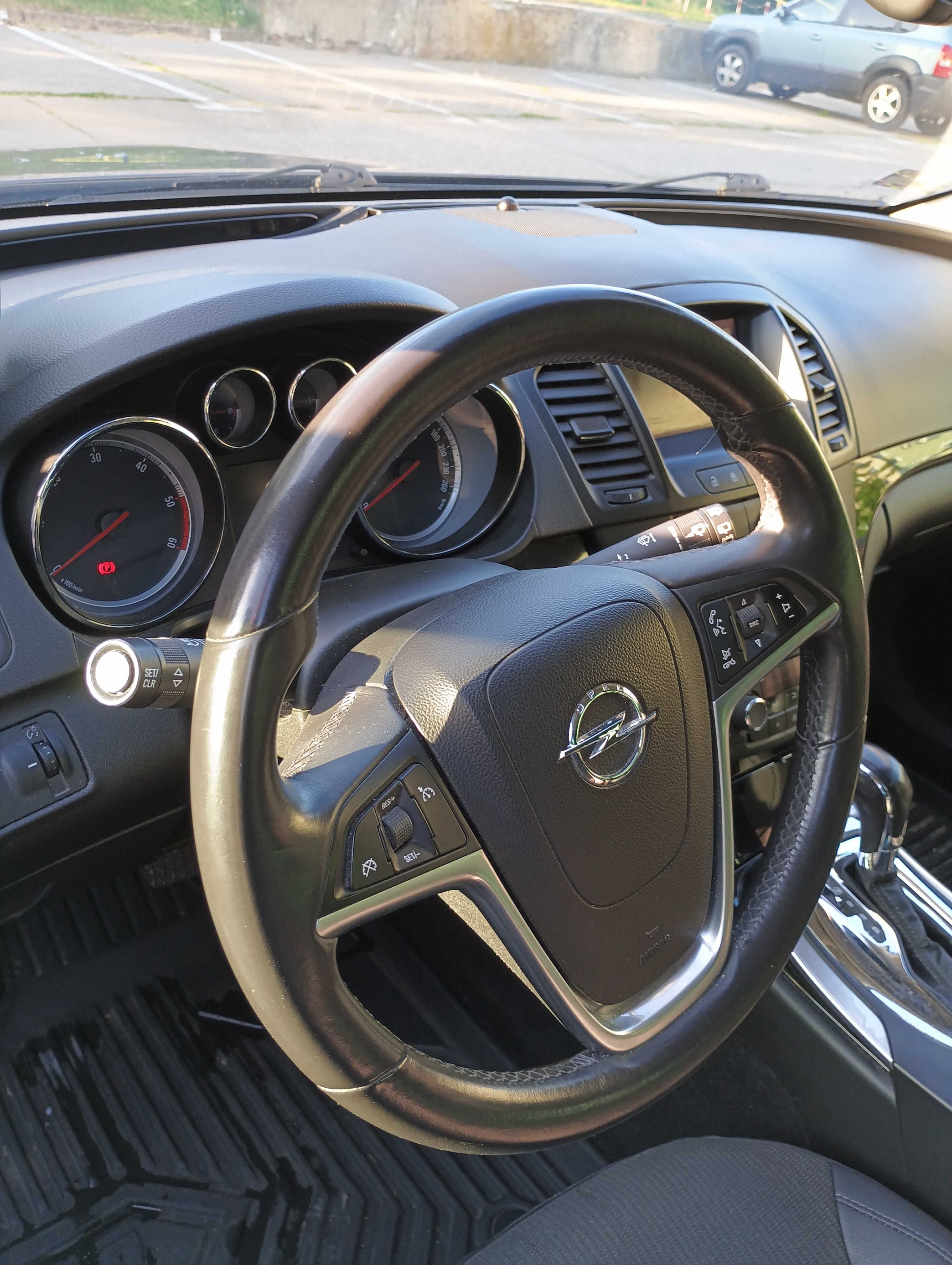 Opel Insignia 2.0 TDCi automat