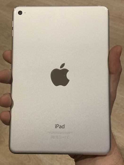 Apple iPad mini 4 16GB Wi-Fi Silver