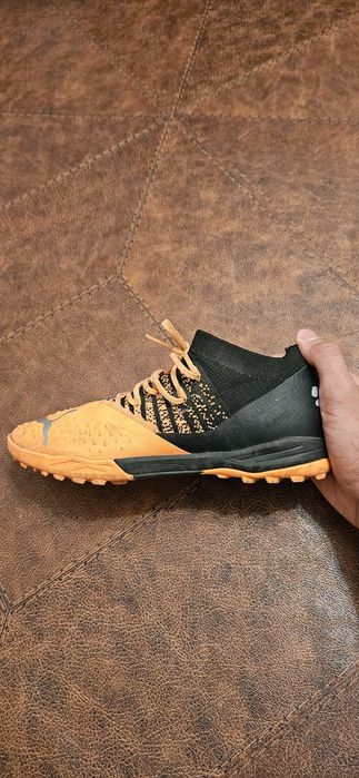 Продаю футбольні бутси Puma Future