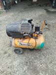 Kompresor 50l dwutłokowy schwarzbau