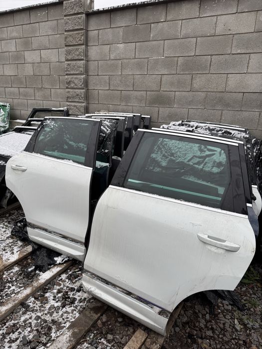 Двері до volkswagen touareg таурег в наявності каен ідеал